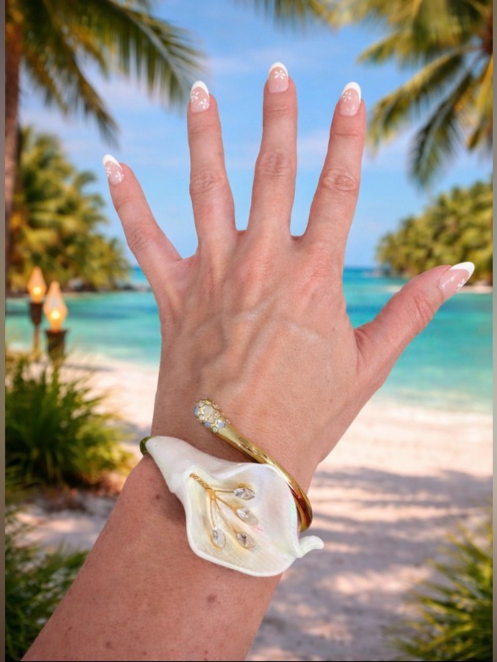 NWT BETSEY JOHNSON Calla Lily Crystals Hinged Bypass Bangle Bracelet MSRP $98